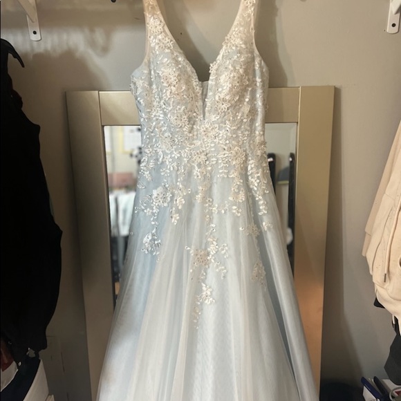 X scape ballgown dress like new only wore for a few hours - Picture 6 of 9